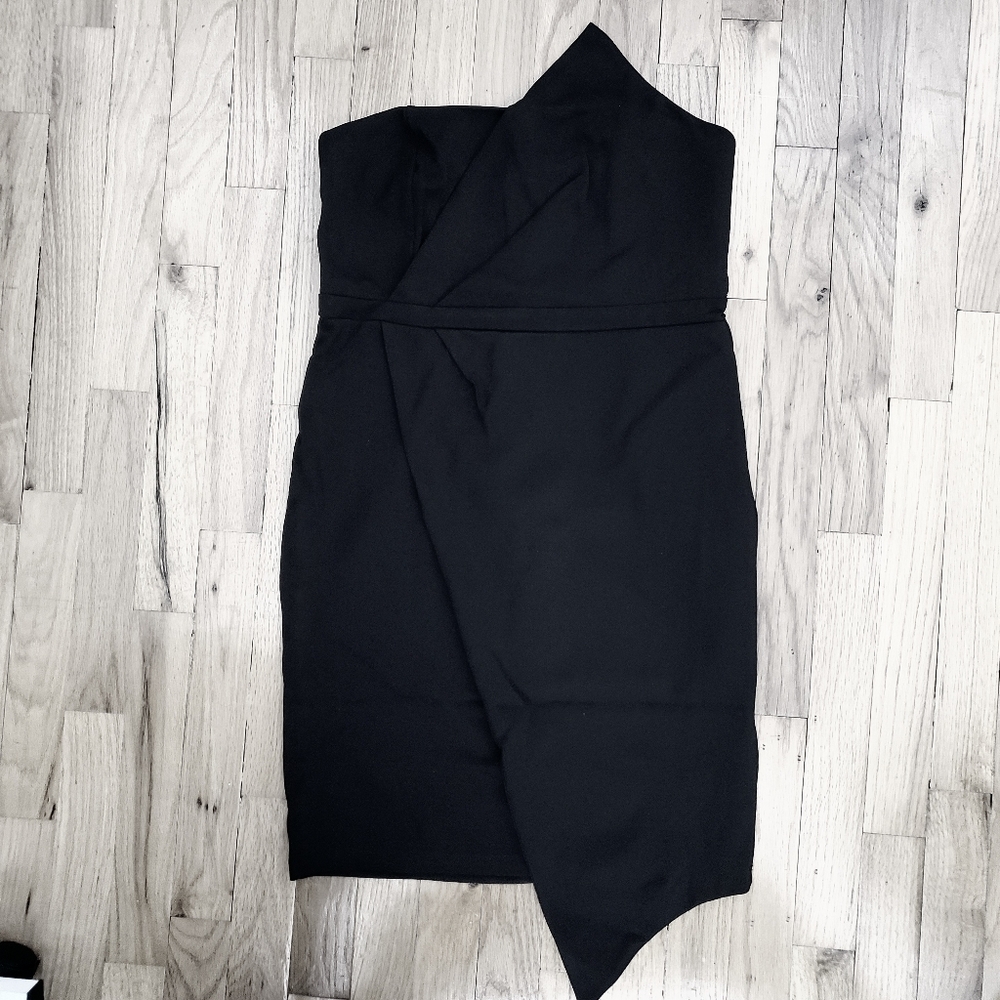 Love by Design Chic Asymmetrical Black Strapless Mini Dress - Picture 3 of 9